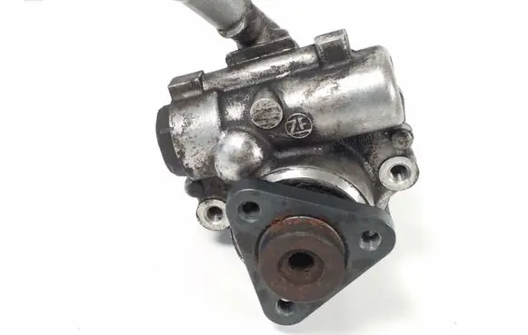 Audi A8 S8 D3 4E Power steering pump 4E0145156B
