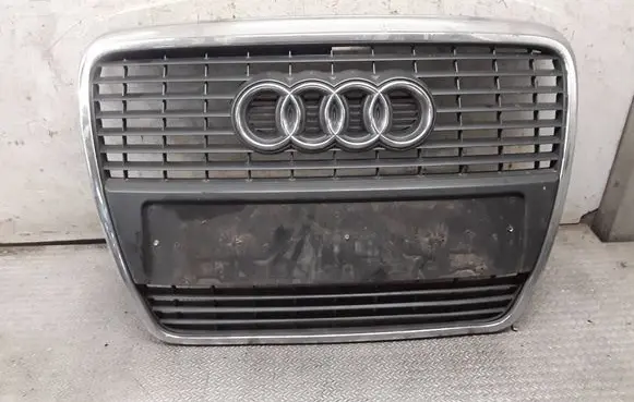 Audi A6 S6 C6 4F Front bumper upper radiator grill 4F0853651S