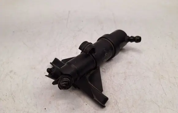 BMW 5 E60 E61 Headlight washer spray nozzle 61677038415
