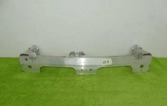Opel Mokka B Front bumper support beam 9835607480