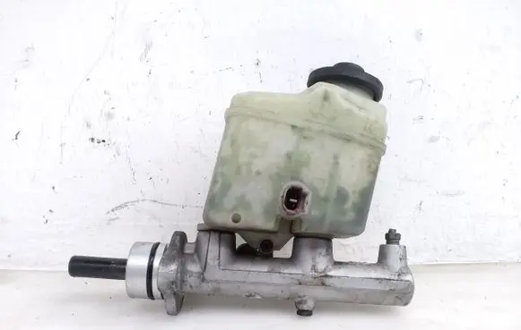 Toyota Camry Master brake cylinder 13231110401