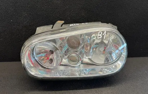 Volkswagen Golf IV Headlight/headlamp 01251610