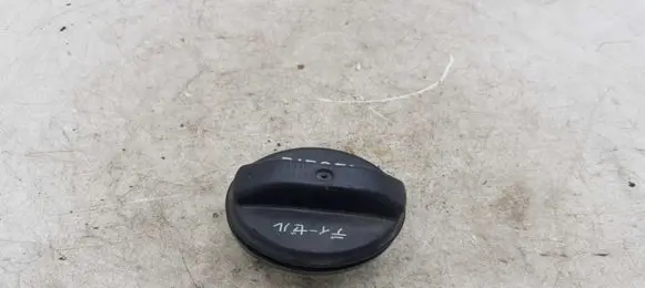 Toyota Land Cruiser (J120) Fuel tank filler cap 030401 01671 11747