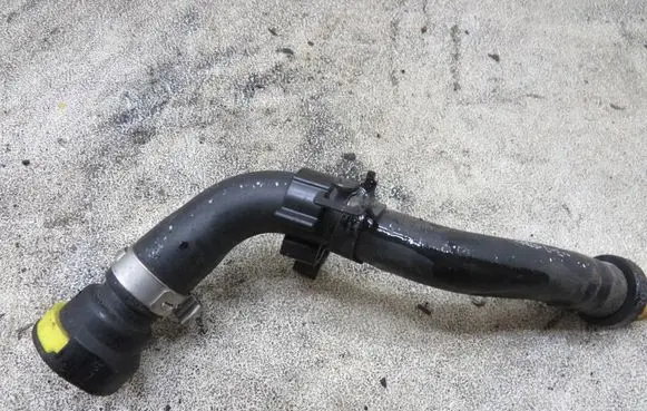 Renault Clio IV Breather hose/pipe GMAUTO4574097