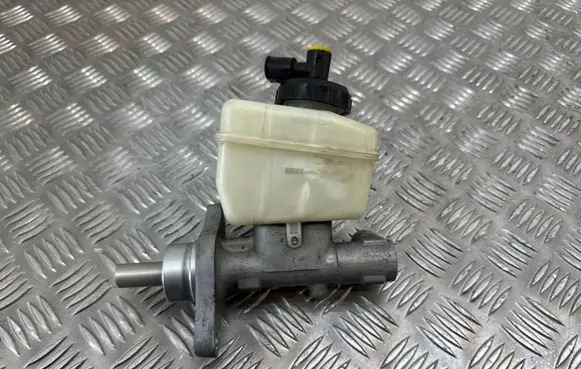 Dacia Sandero Master brake cylinder 03350890471