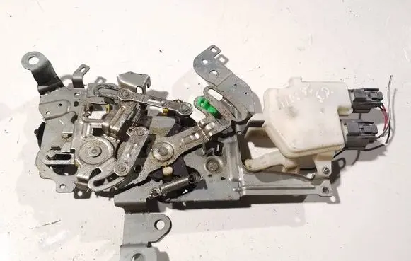Mazda 5 Rear door lock