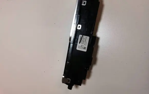 BMW 5 G30 G31 G38 Traction control (ASR) switch 6843924