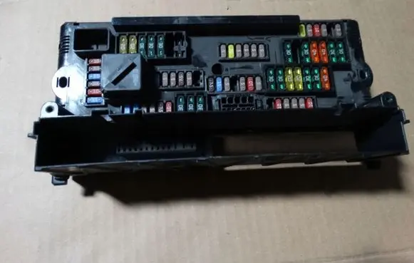 BMW 7 F01 F02 F03 F04 Fuse box set 9151320