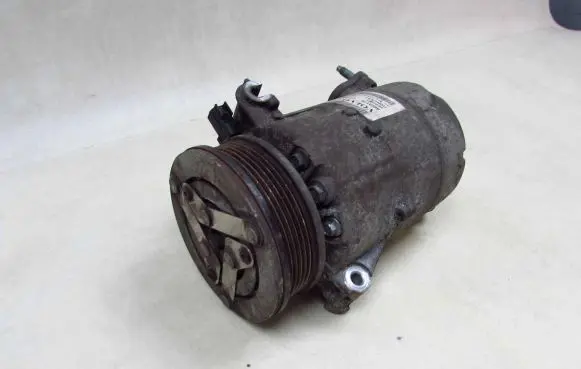 Volvo S60 Air conditioning (A/C) compressor (pump) 8623176 52284