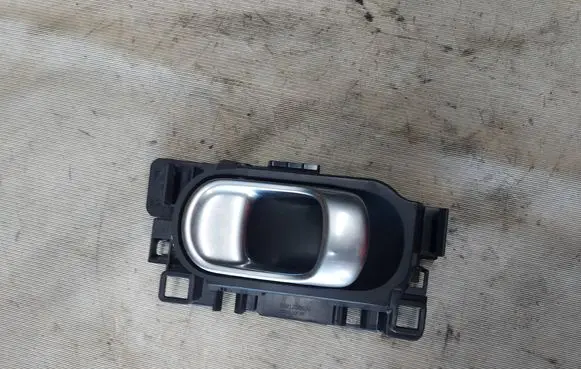 Front door interior handle