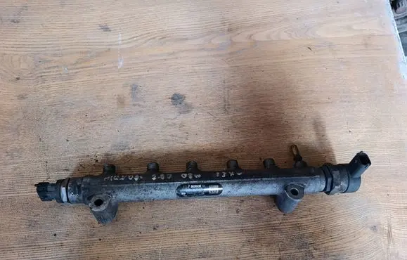Fuel main line pipe