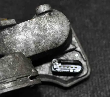 Mitsubishi Lancer VIII Throttle valve 03G128063L
