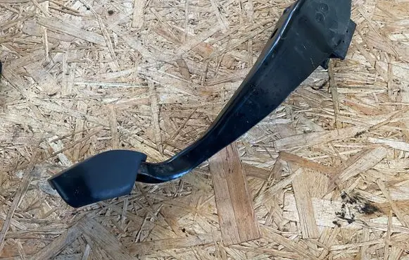 Audi A4 S4 B5 8D Brake pedal 8D1721140