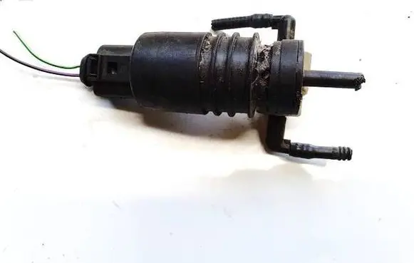 Volkswagen Golf V Windscreen/windshield washer pump 1j0973722
