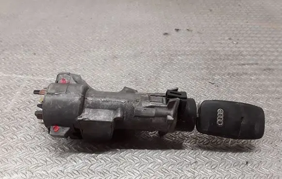 Audi A6 S6 C5 4B Ignition lock 4B0905851C
