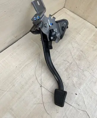 Clutch pedal