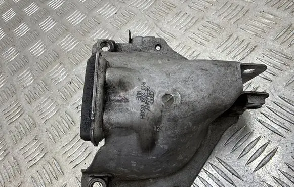 Audi Q5 SQ5 8R Engine mounting bracket 8K0399059H