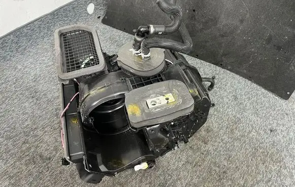 Nissan Townstar Interior heater climate box assembly 272701567R T575499 00000009