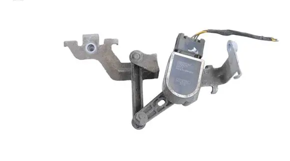 Volvo XC40 Rear air suspension level height sensor 32221958