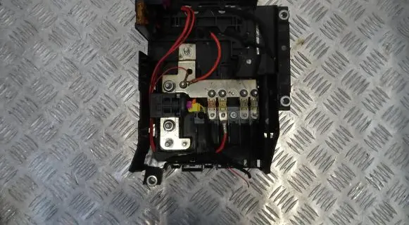 Audi Q7 4L Fuse box set 7L0937548C