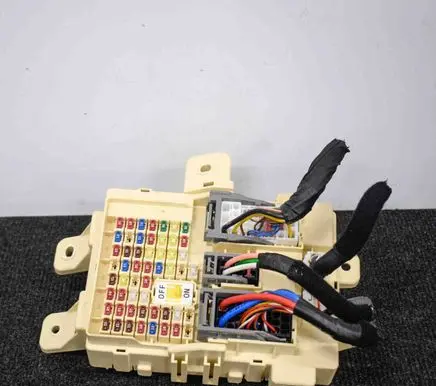 KIA Sportage Fuse box set 91950D9710