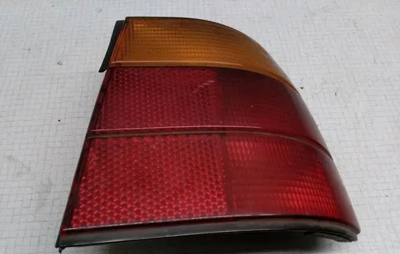 BMW 5 E34 Rear/tail lights 63215R6