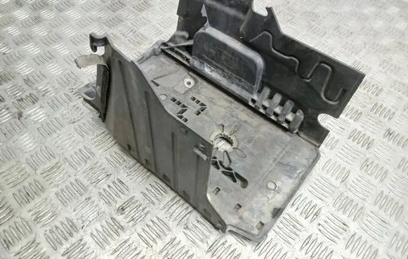 Volvo XC60 Battery tray 31299867