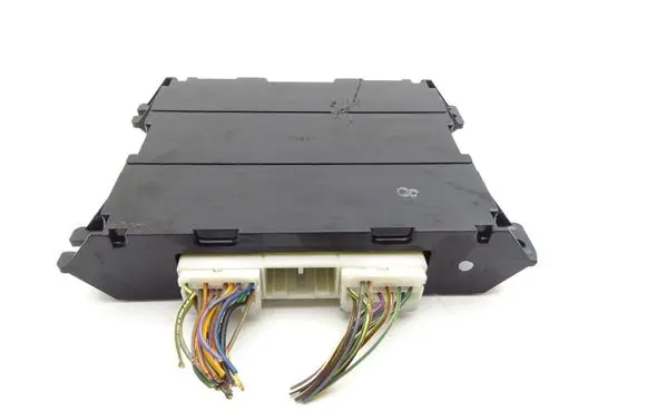Jaguar XF X250 Central body control module 9X2318D493AD MB1776009782