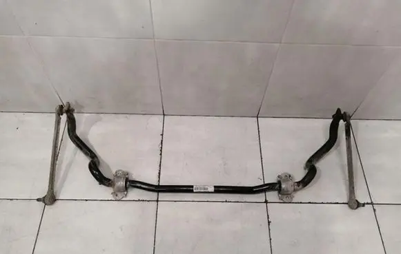 Mercedes-Benz E W212 Front anti-roll bar/sway bar A2183230465