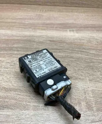 Subaru Legacy Immobilizer control unit/module 88205AE000 X1T14271M WithPlug