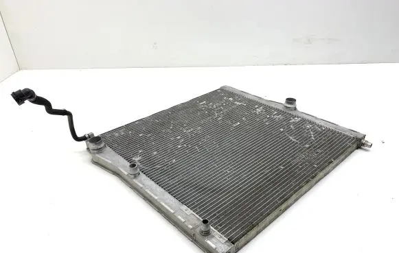 BMW X5 E70 Coolant radiator 7576305 1711757630503