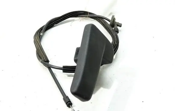 Volkswagen Jetta VI Engine bonnet/hood lock release cable 