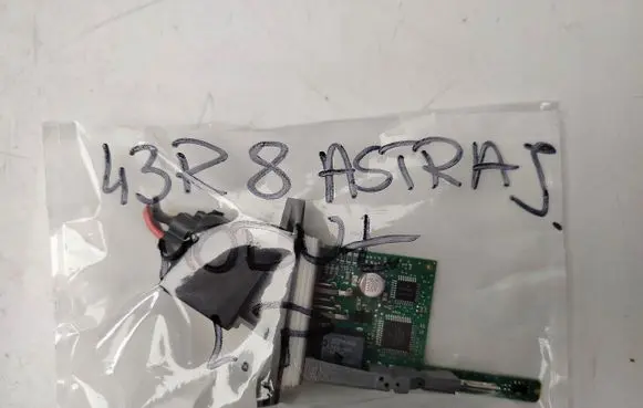 Opel Astra J MPM control module 915722104