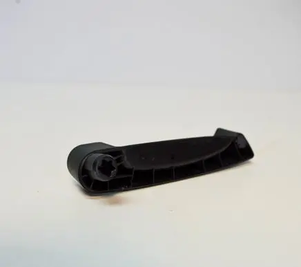 Engine bonnet (hood) release handle