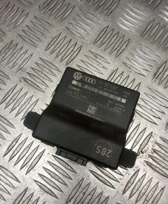 Volkswagen Golf Plus Gateway control module 1K0907530F 1K0907951