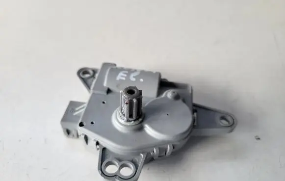 Hyundai Kona I A/C air flow flap actuator/motor EA1F0PPJAA01