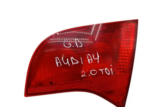 Audi A4 S4 B7 8E 8H Tailgate rear/tail lights 8E9945094