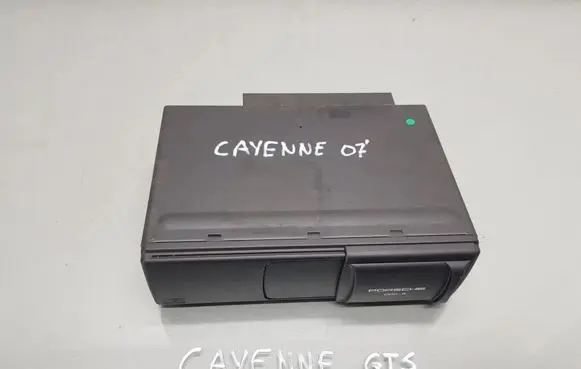 Porsche Cayenne (9PA) CD/DVD changer 7L5035111D