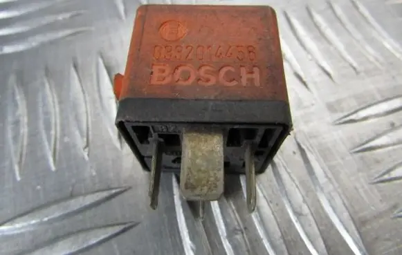 BMW 3 E36 Other relay 0332019456