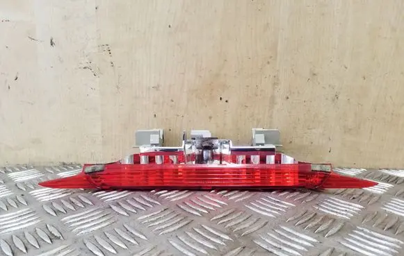 Mazda 6 Third/center stoplight 28661974