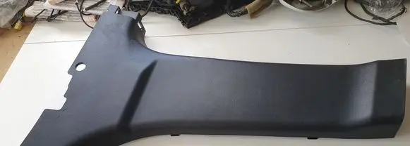 Hyundai ix35 Pillar (middle) 