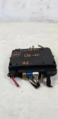 Volkswagen Touareg I Central body control module 7L6937049AF