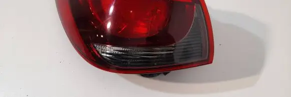 Mazda 2 Rear/tail lights db5j51160
