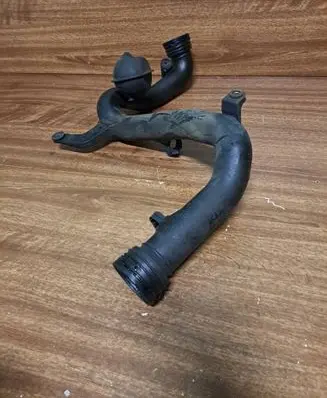 Audi A3 S3 8P Intercooler hose/pipe 1K0145762P 1K0145770B