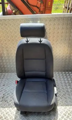 Audi A4 S4 B6 8E 8H Front driver seat 8E0881105P