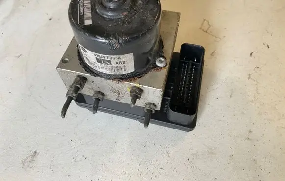 Nissan Navara D40 ABS Pump 47660EB33A 06210206834