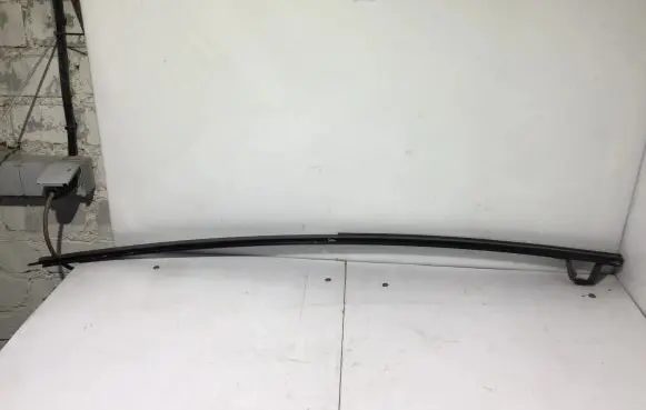 Ford Transit Custom Front door windshield rail 