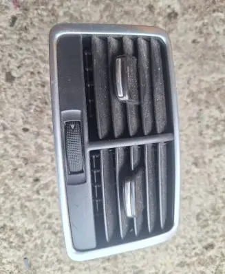 Audi A6 S6 C6 4F Rear air vent grill 4F0819203C