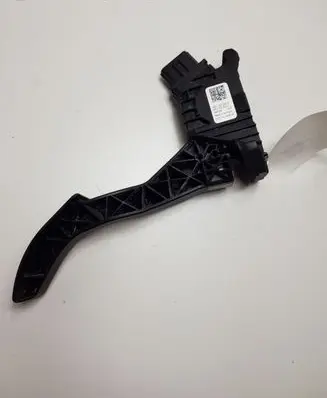 Volkswagen Golf VII Accelerator throttle pedal 5Q1723503H 6PV01062111