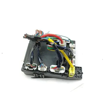 Isuzu D-Max Fuse module 8975550890